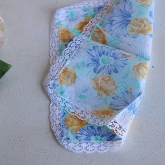 Vintage 1980s Handkerchief, Cotton Floral Print, Monogrammed JS, Blue and Yellow - Picture 6 of 10